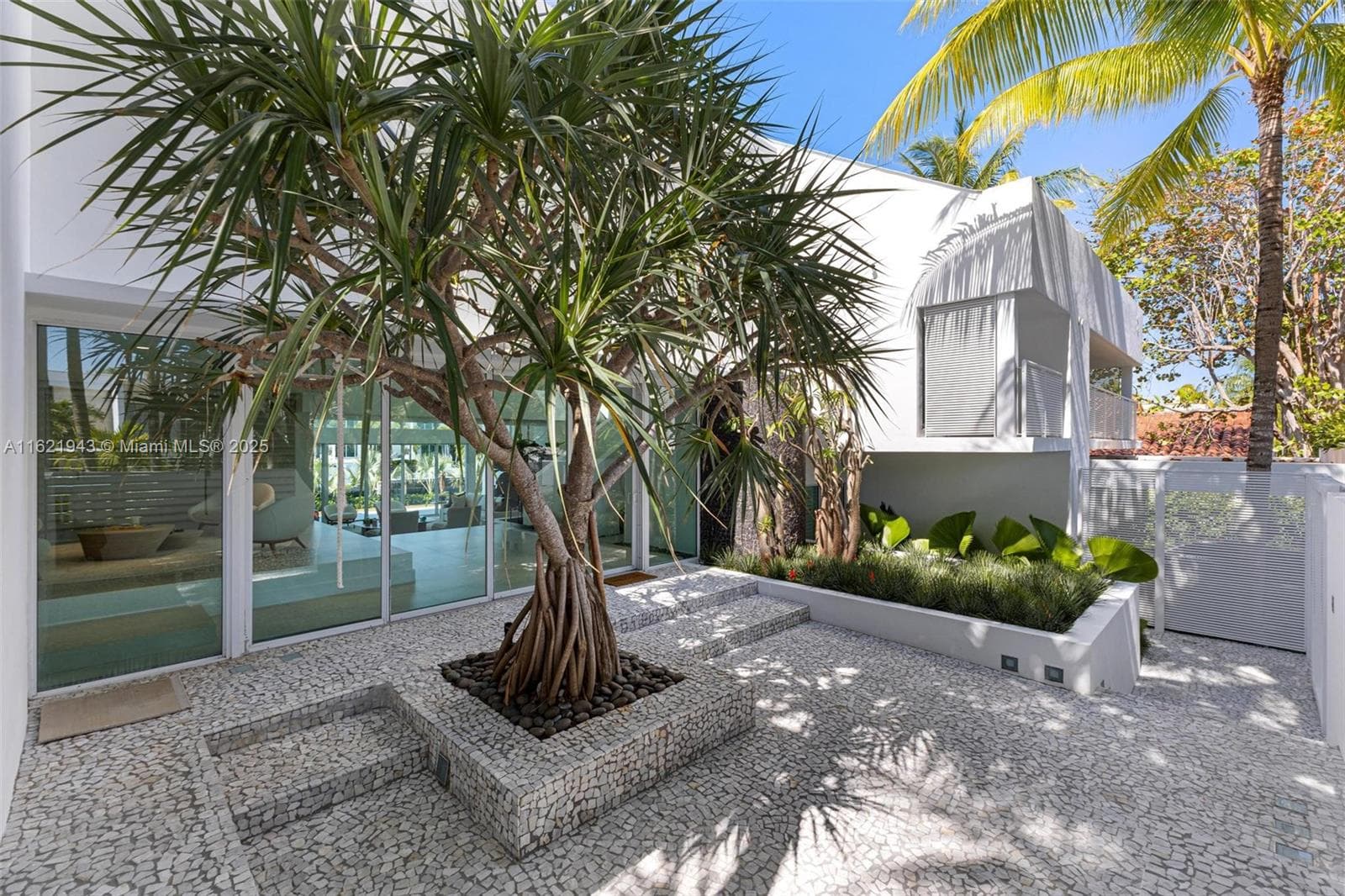 161 Cape Florida Dr, Key Biscayne FL 33149 — 6