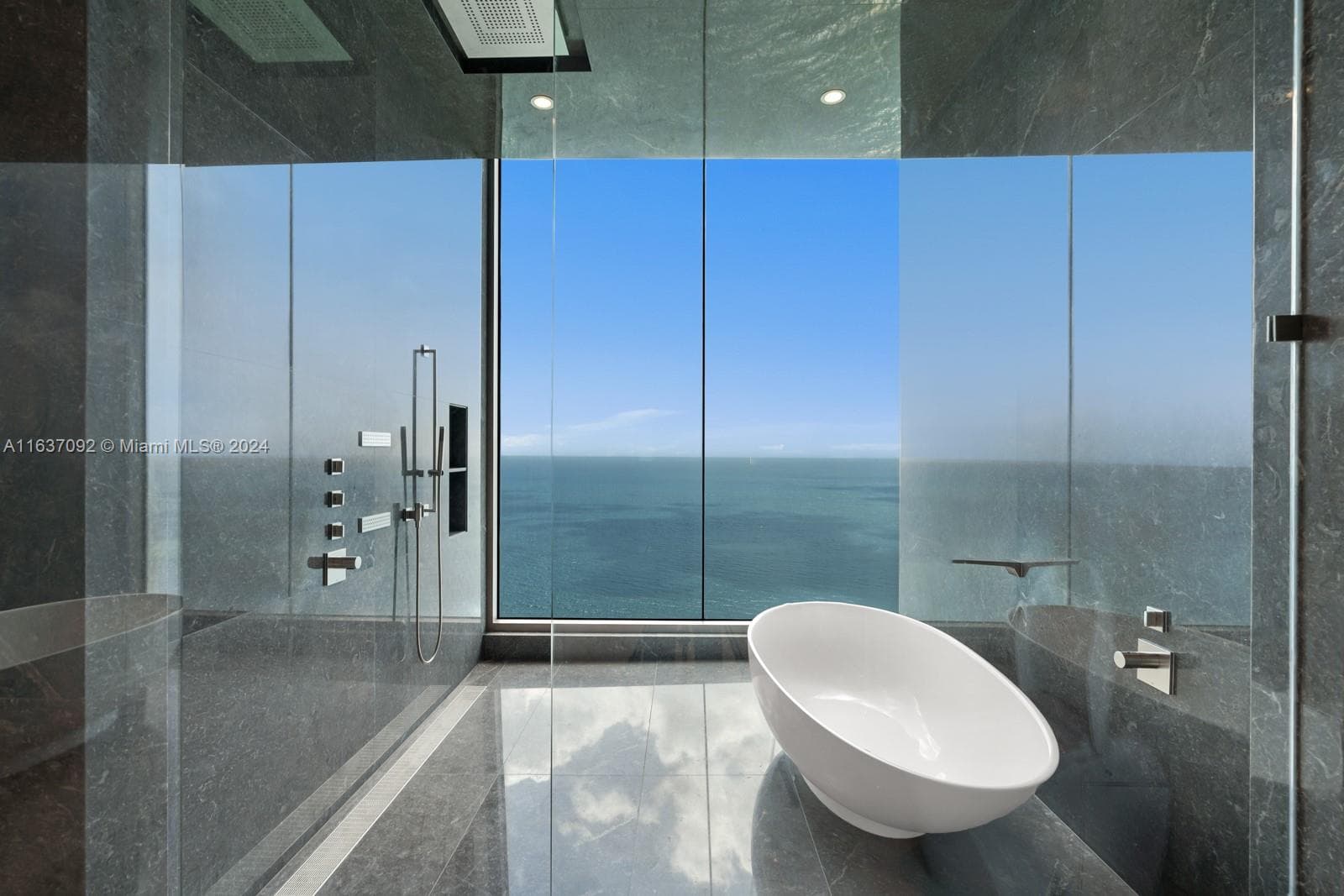 17901 Collins, Sunny Isles Beach FL 33160 — 26