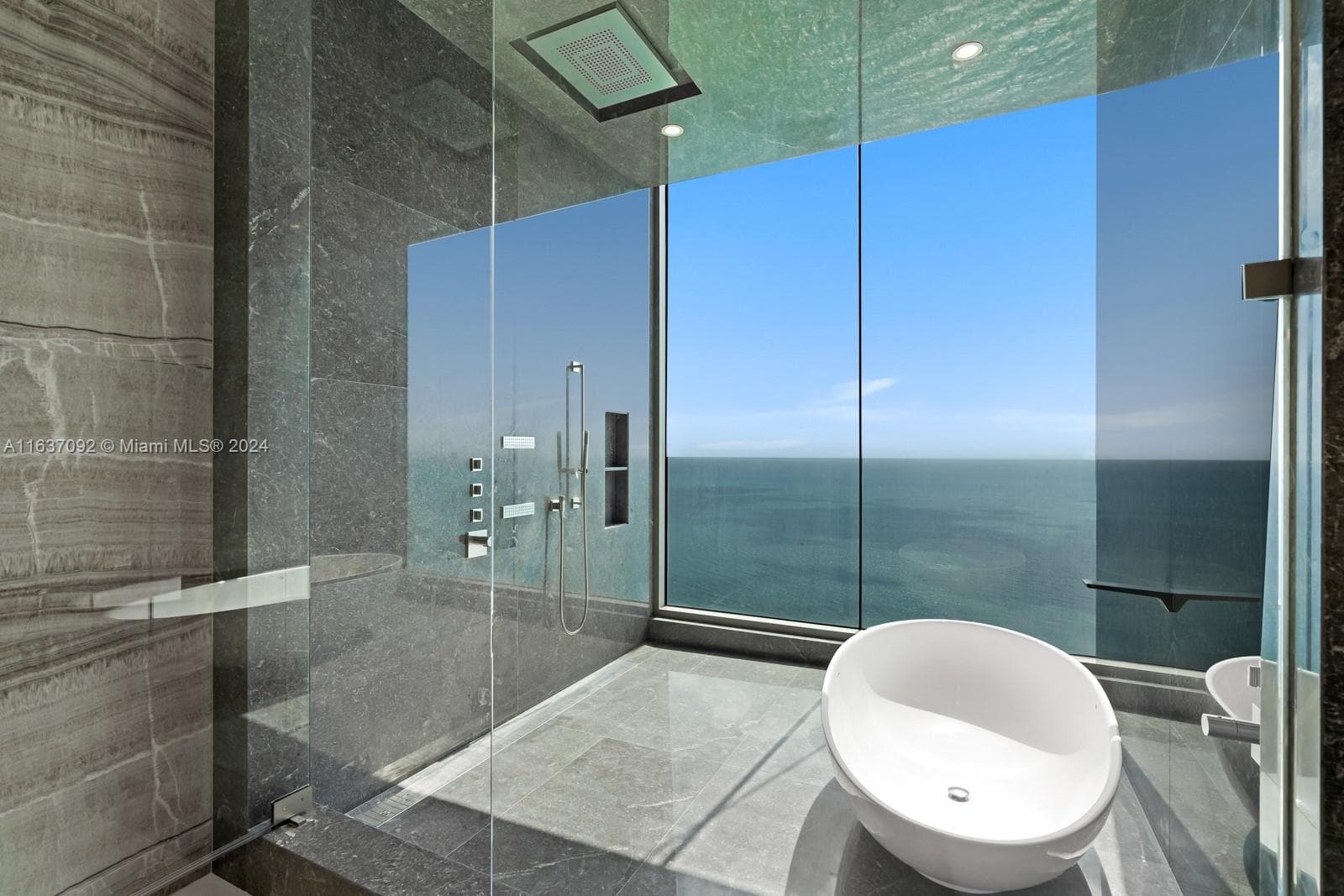 17901 Collins, Sunny Isles Beach FL 33160 — 25
