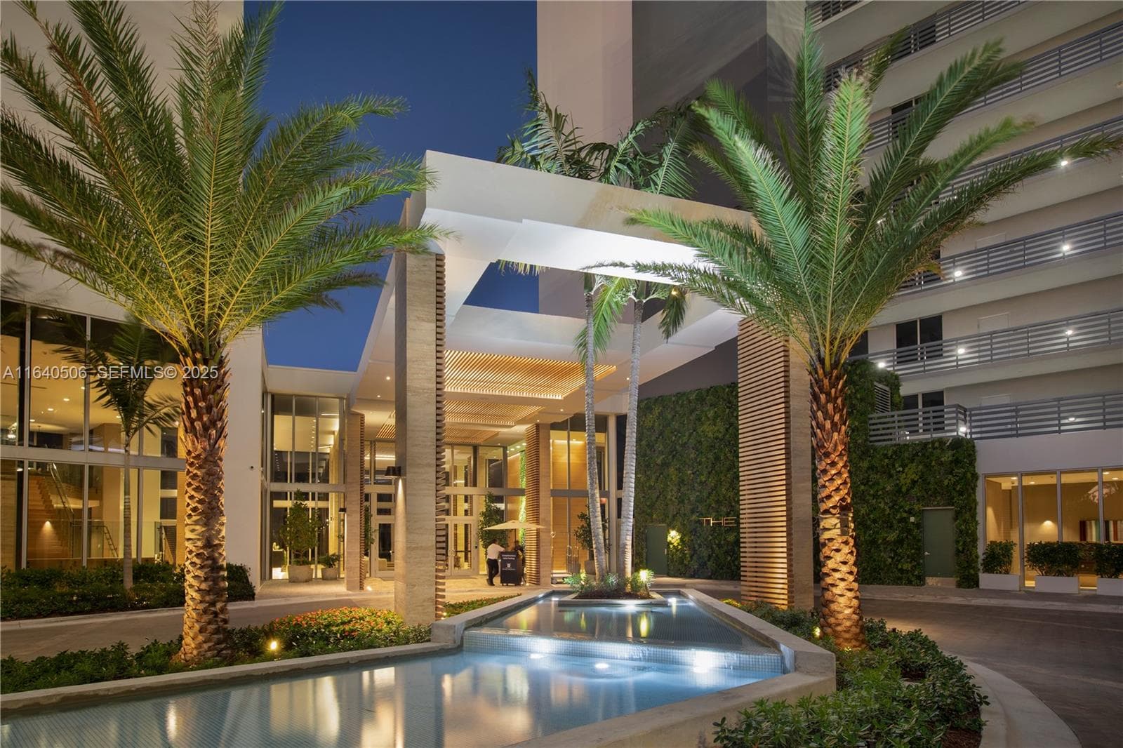 16385 Biscayne Blvd, North Miami Beach FL 33160 — 13