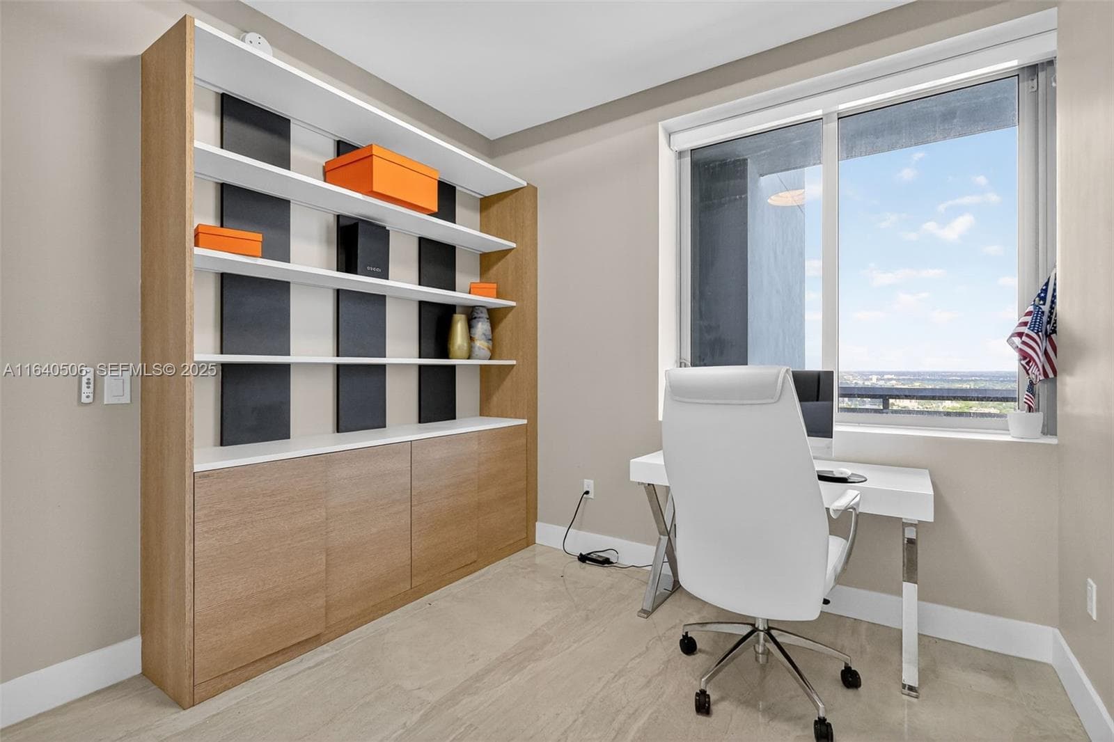 16385 Biscayne Blvd, North Miami Beach FL 33160 — 22