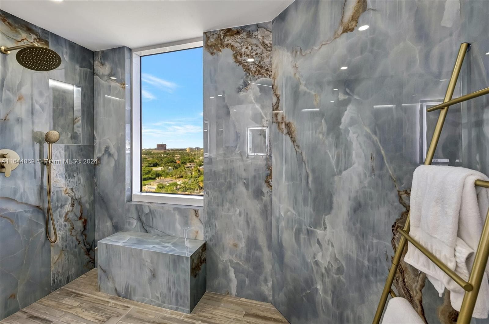 21200 Point Pl # 1204, Aventura FL 33180 — 42