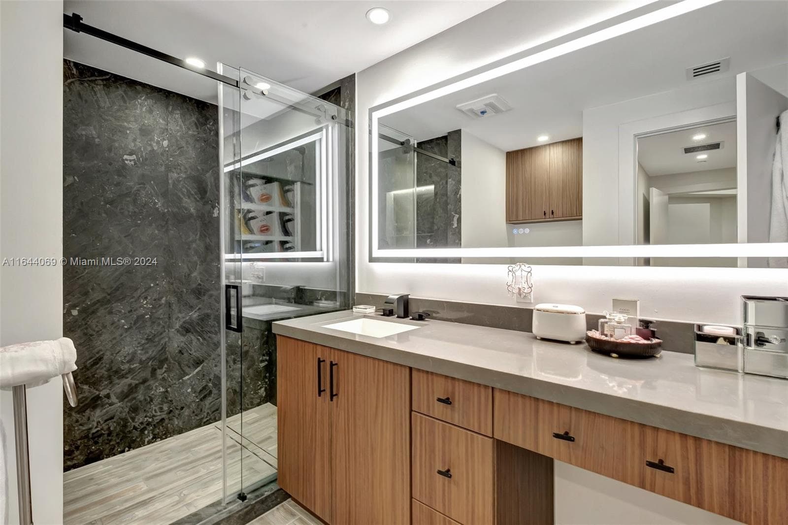21200 Point Pl # 1204, Aventura FL 33180 — 53