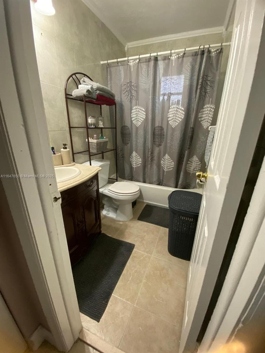 4050 NW 135th St # 1, Opa-Locka FL 33054 — 9