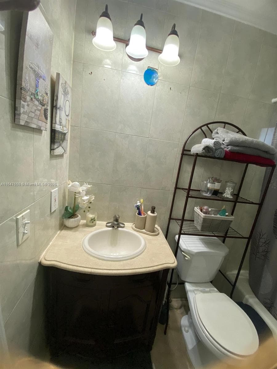4050 NW 135th St # 1, Opa-Locka FL 33054 — 8