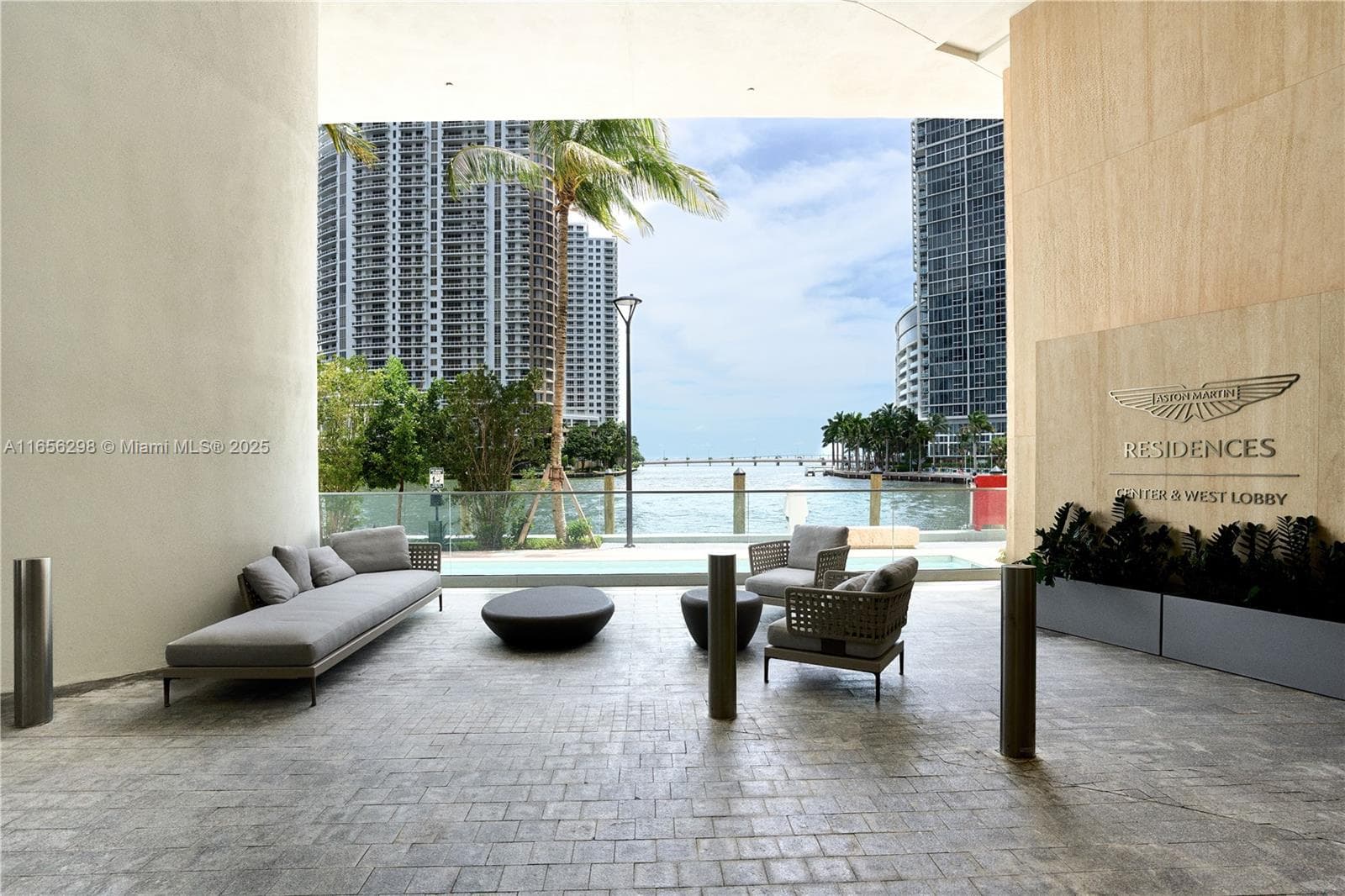 300 Biscayne Blvd Way # 6301, Miami FL 33131 — 14