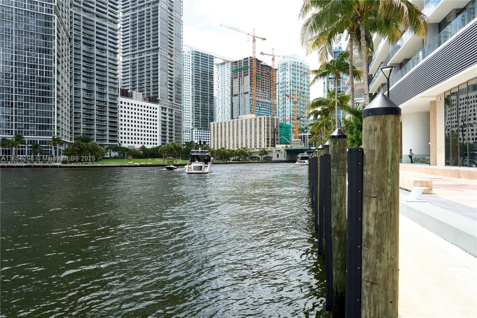 300 Biscayne Blvd Way # 6301, Miami FL 33131 — 19