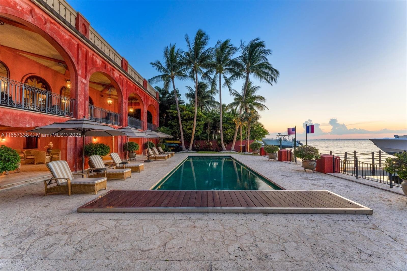 230 Harbor Drive, Key Biscayne FL 33149 — 34