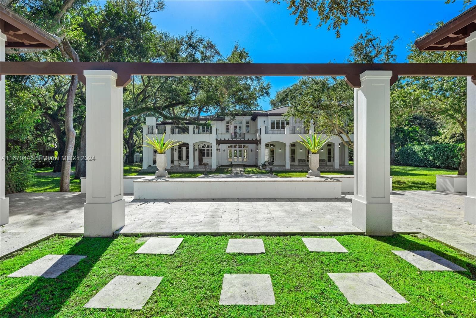 5225 Fairchild Way, Coral Gables FL 33156 — 54