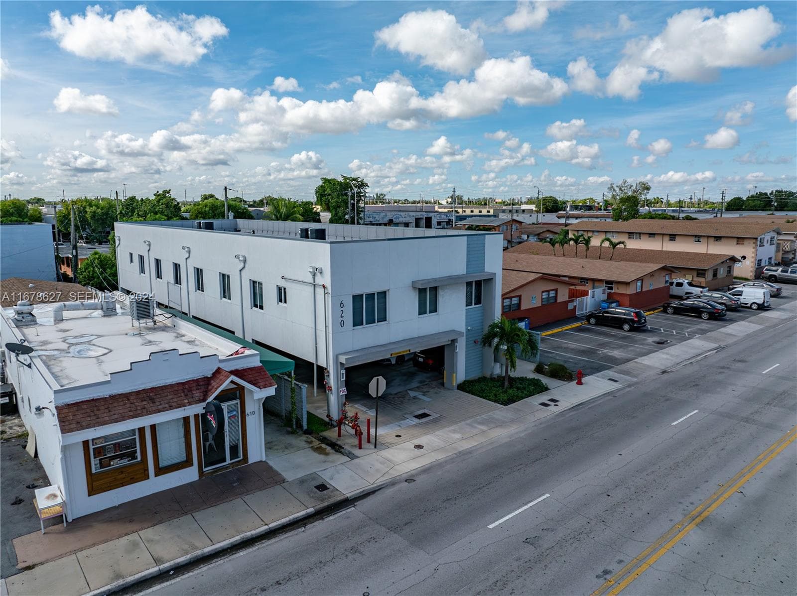 620 W 29th St, Hialeah FL 33012 — 8