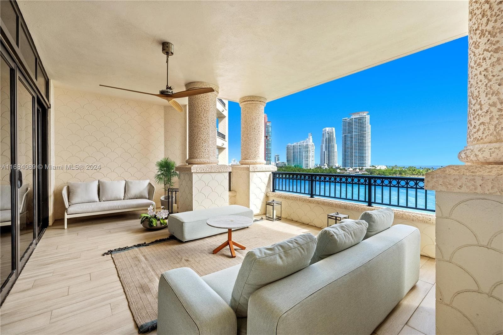 7065 Fisher Island Dr # 7065, Miami Beach FL 33109 — 38