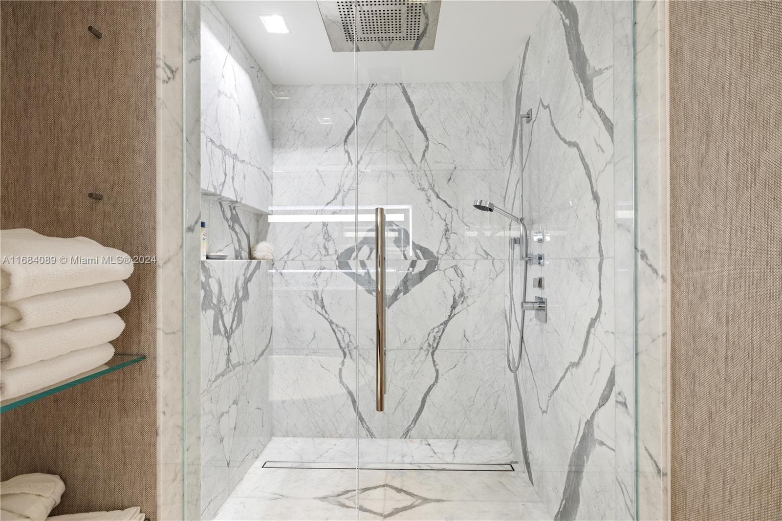 7065 Fisher Island Dr # 7065, Miami Beach FL 33109 — 35