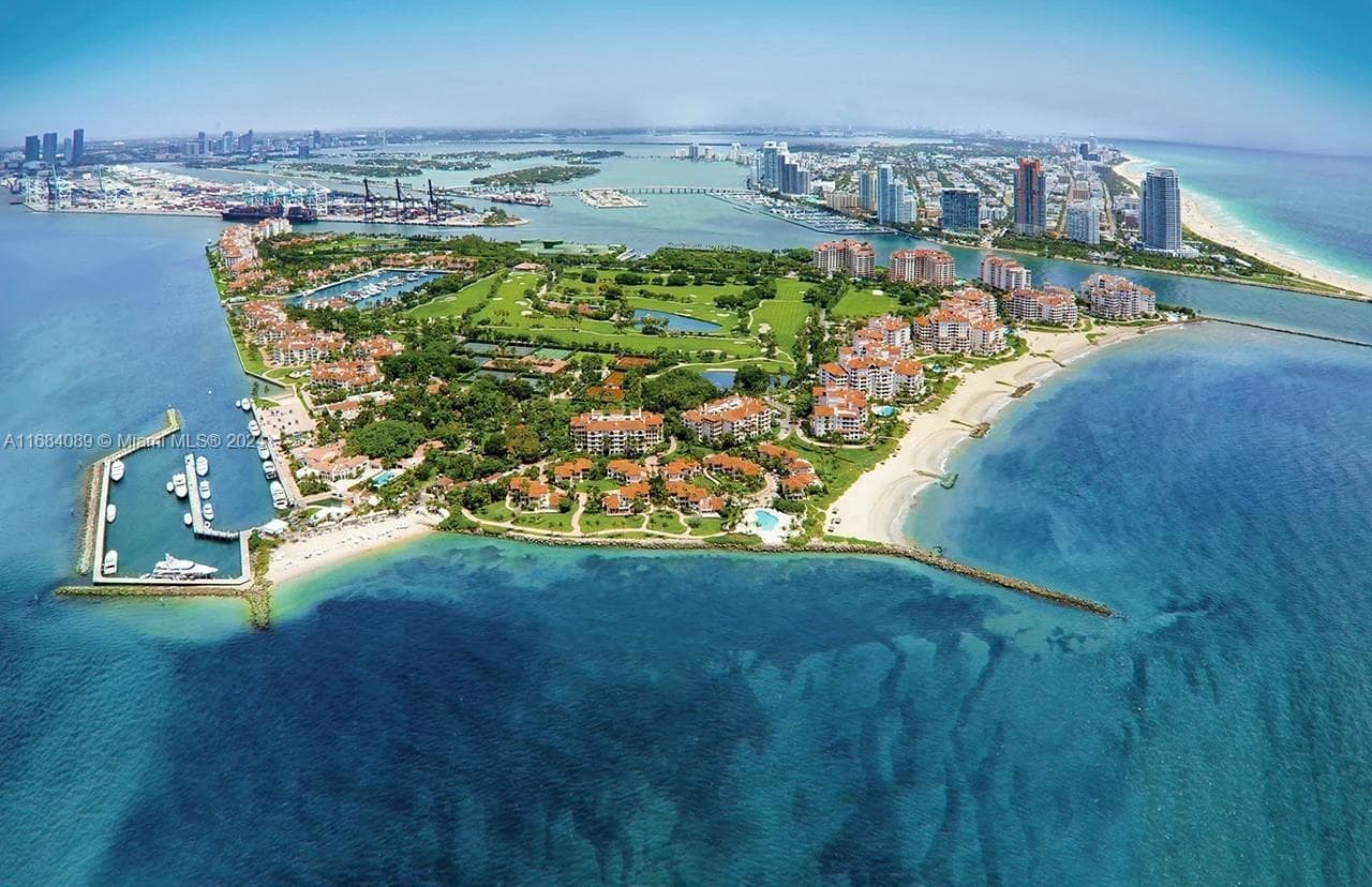 7065 Fisher Island Dr # 7065, Miami Beach FL 33109 — 74