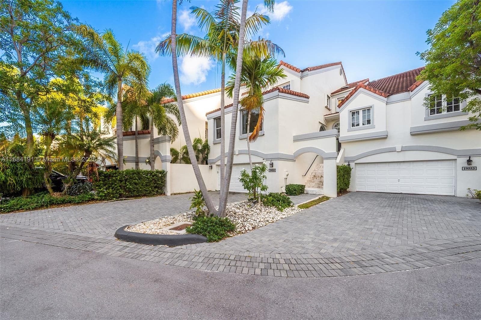 19555 NE 37th Ave, Aventura FL 33180 — 3