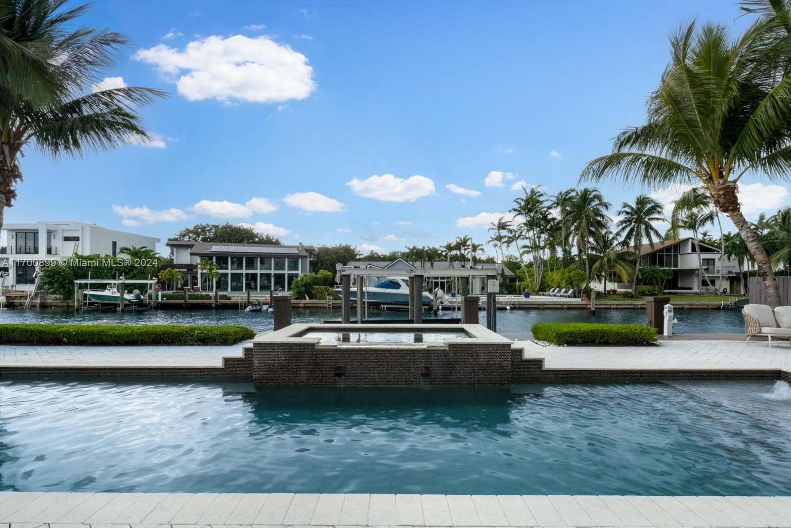 2040 NE 121st Rd, North Miami FL 33181 — 41