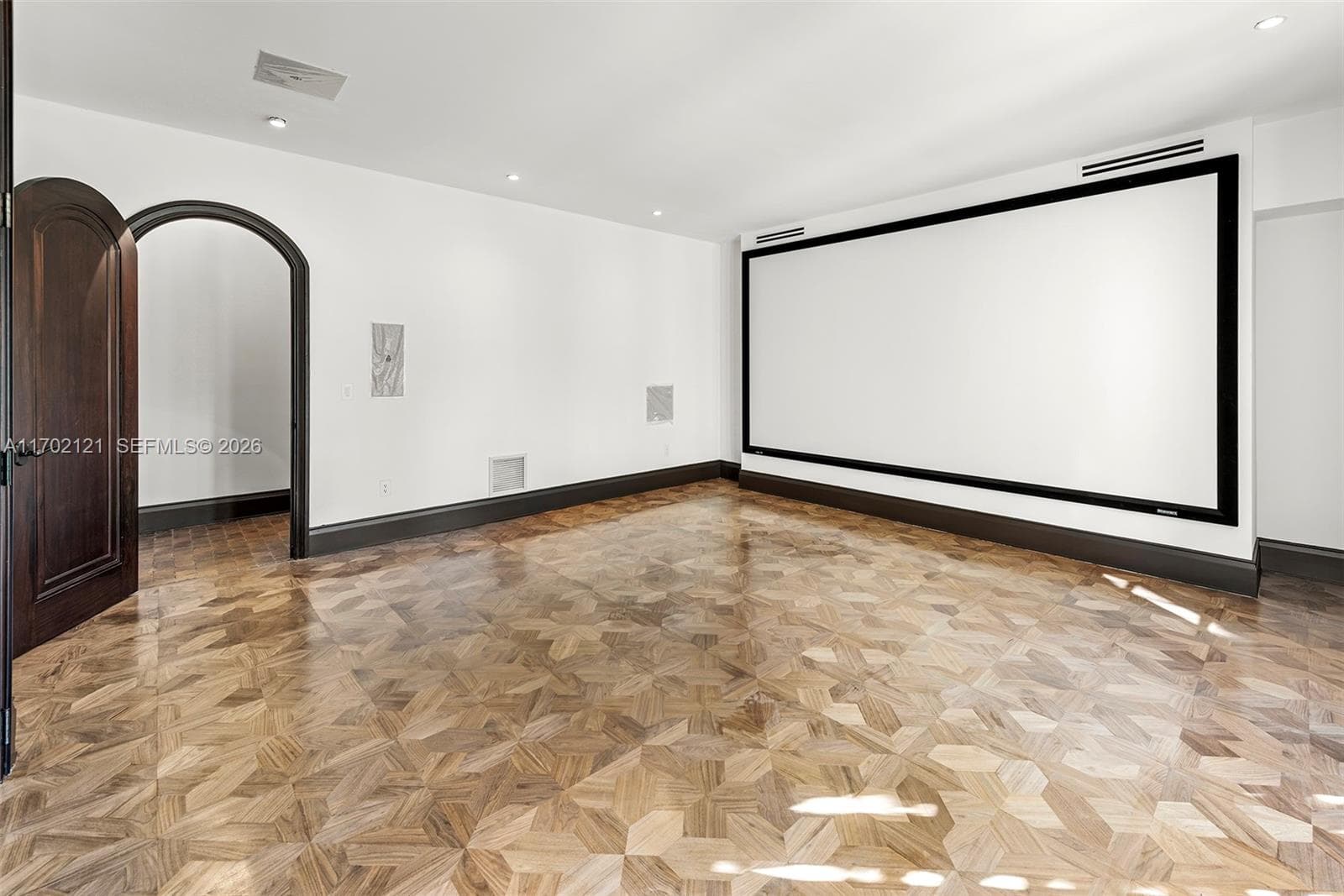 49 Palm Ave, Miami Beach FL 33139 — 38