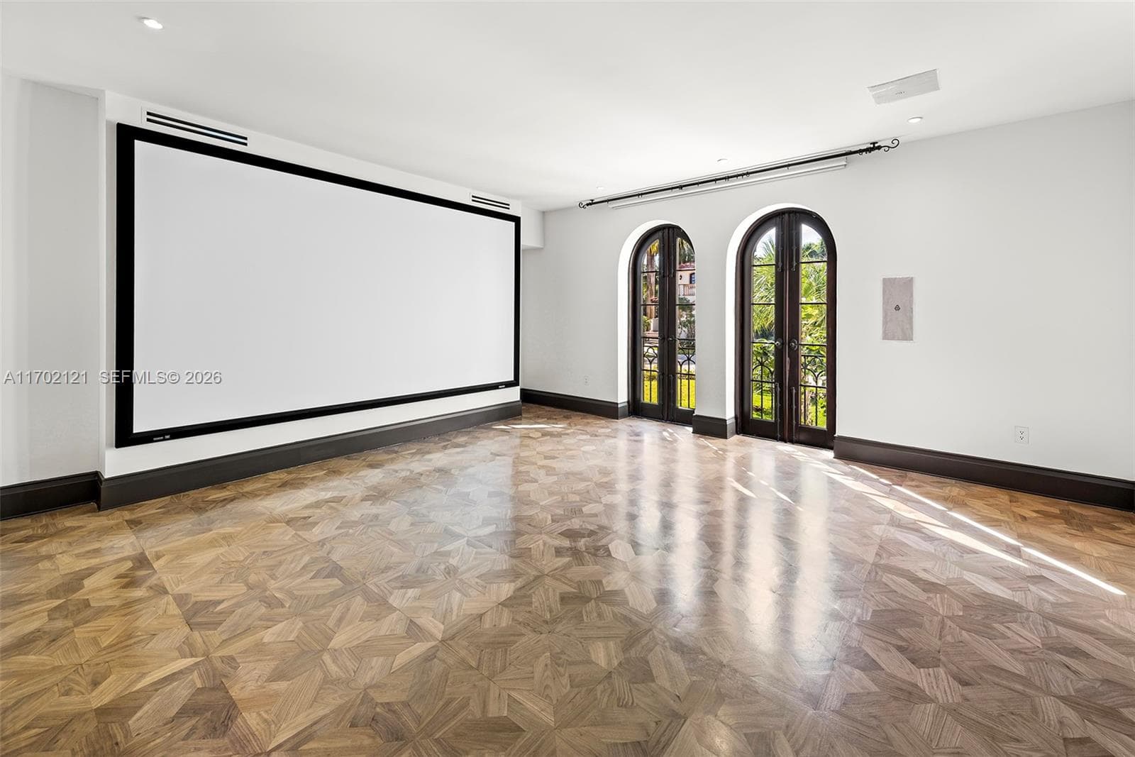 49 Palm Ave, Miami Beach FL 33139 — 65