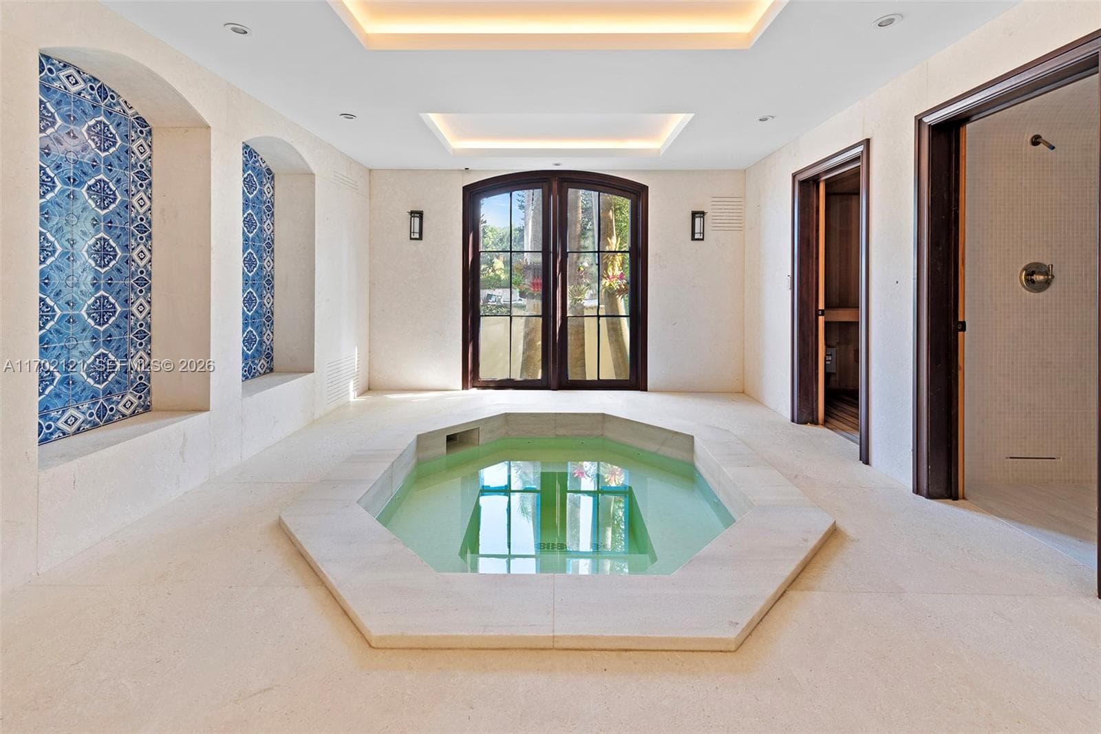 49 Palm Ave, Miami Beach FL 33139 — 33