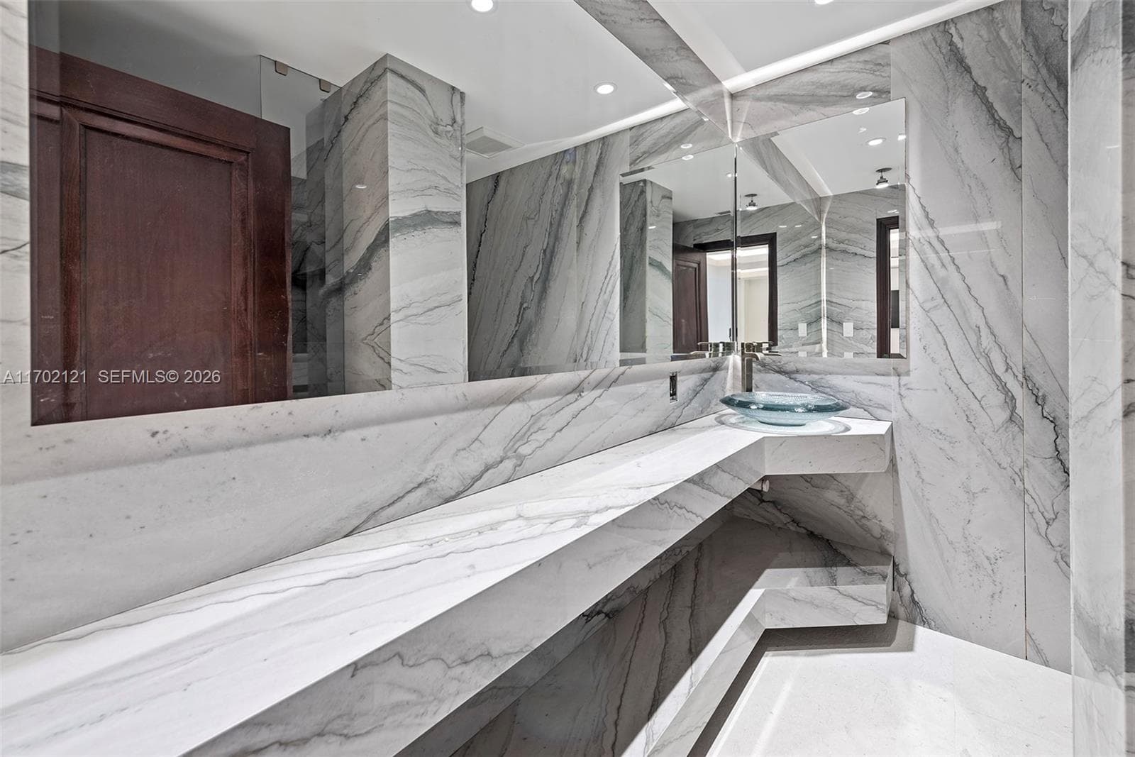 49 Palm Ave, Miami Beach FL 33139 — 78