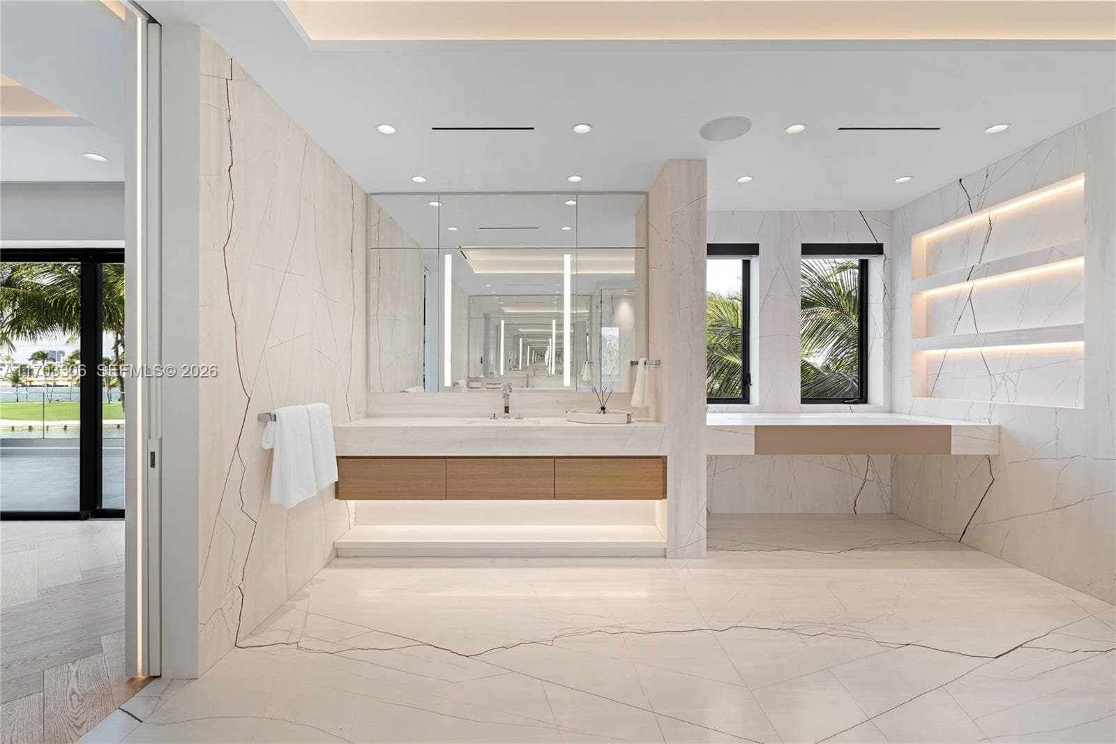1006 Links Drive, Miami Beach FL 33109 — 19