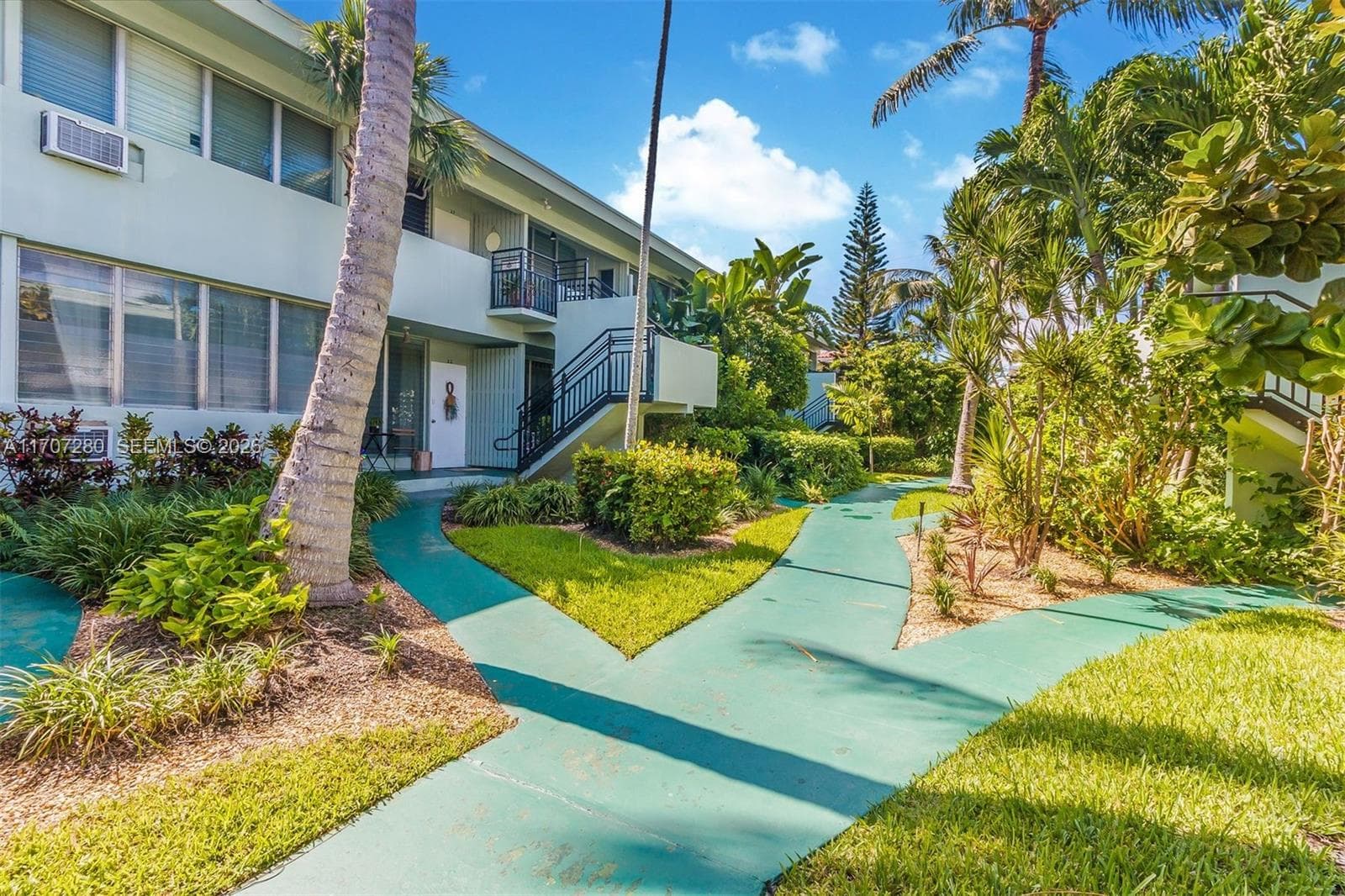 1060 98 St, Bay Harbor Islands FL 33154 — 12