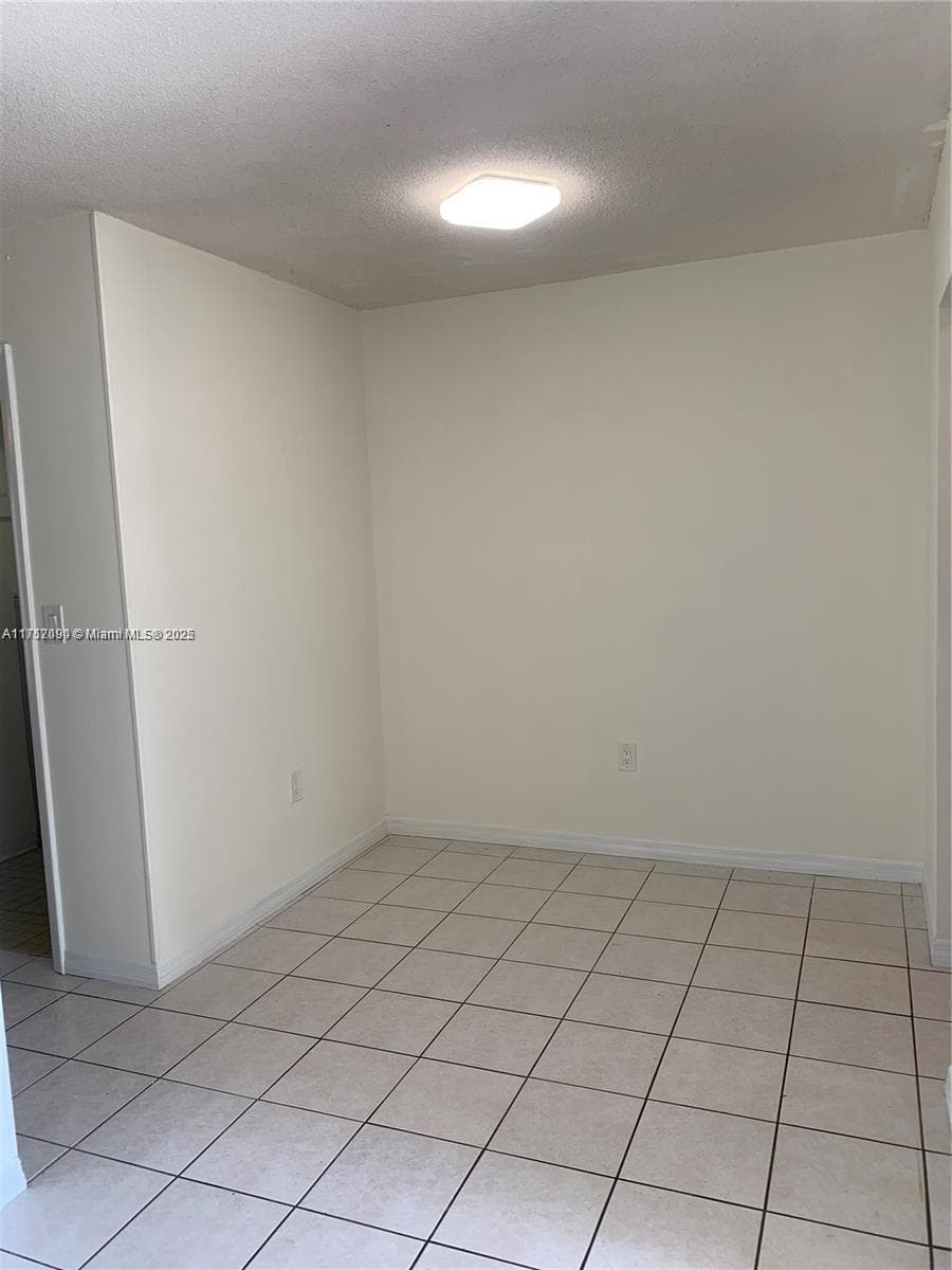 1395 NE 167th St # 209, Miami FL 33162 — 20