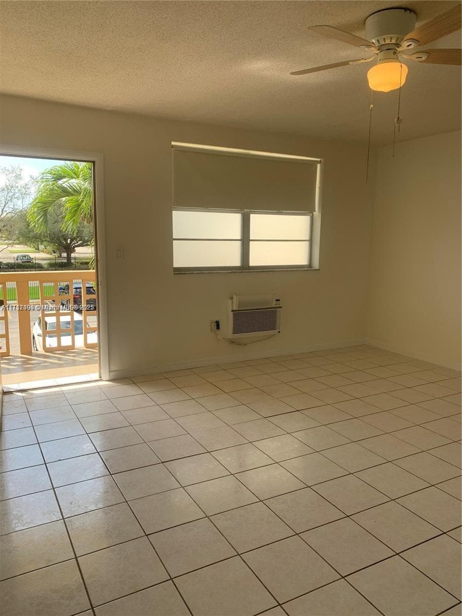 1395 NE 167th St # 209, Miami FL 33162 — 19