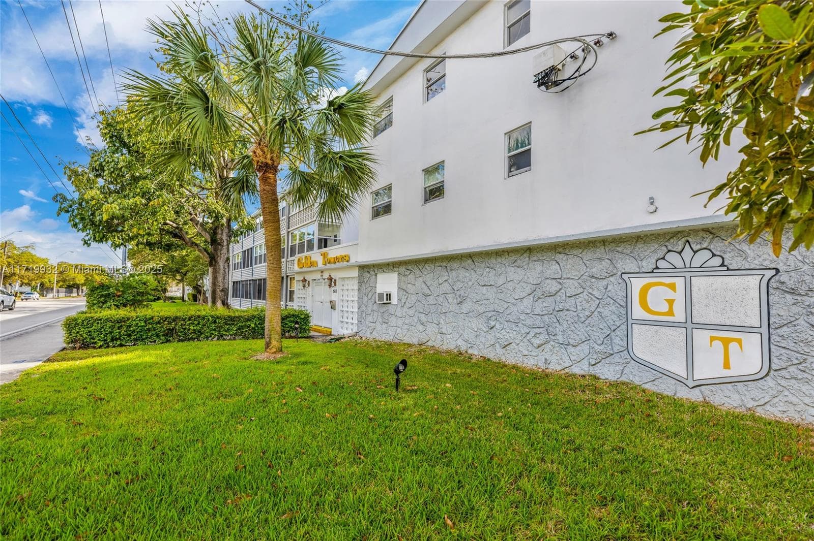 15610 NE 6th Ave # 8D, Miami FL 33162 — 32