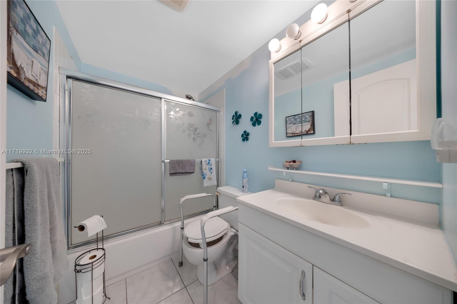 15610 NE 6th Ave # 8D, Miami FL 33162 — 11