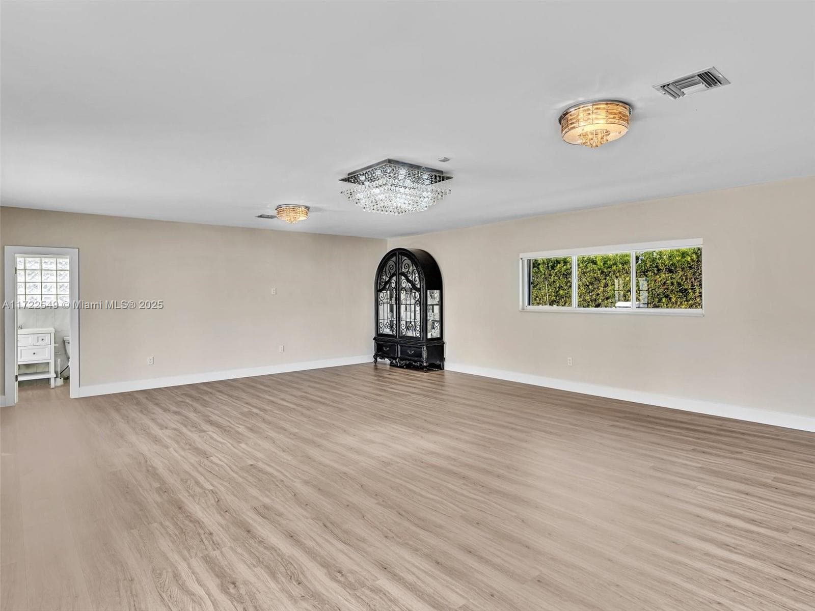 12904 Banyan Rd, North Miami FL 33181 — 75