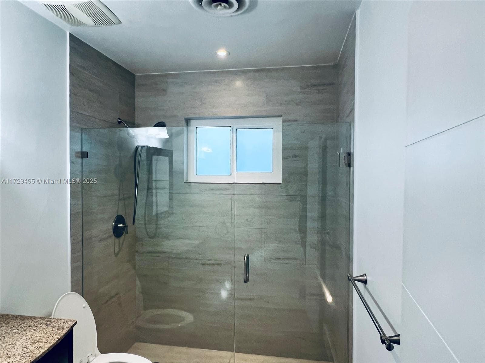 7549 Adventure Ave, North Bay Village FL 33141 — 88
