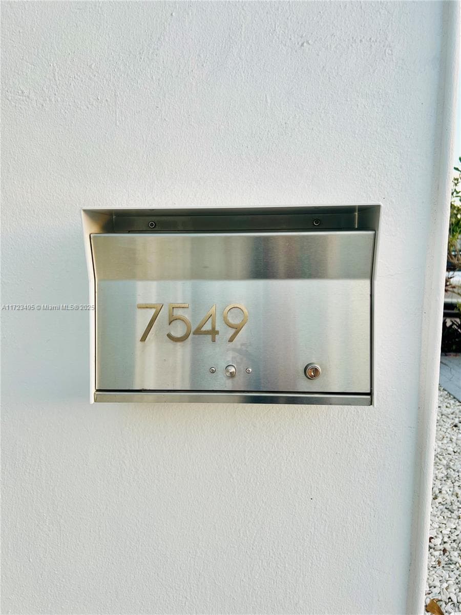 7549 Adventure Ave, North Bay Village FL 33141 — 4