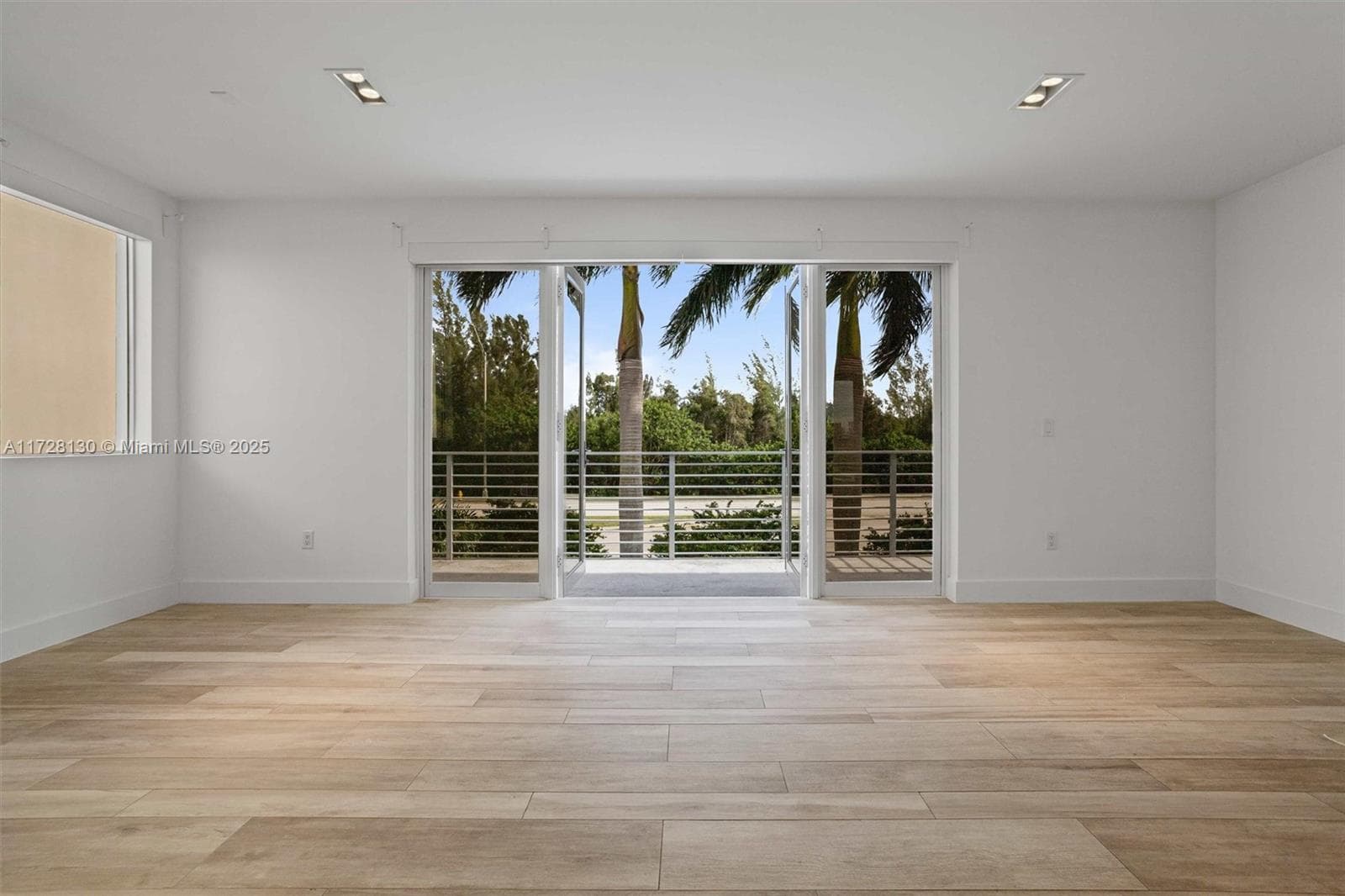 10296 NW 74th Ter, Doral FL 33178 — 14