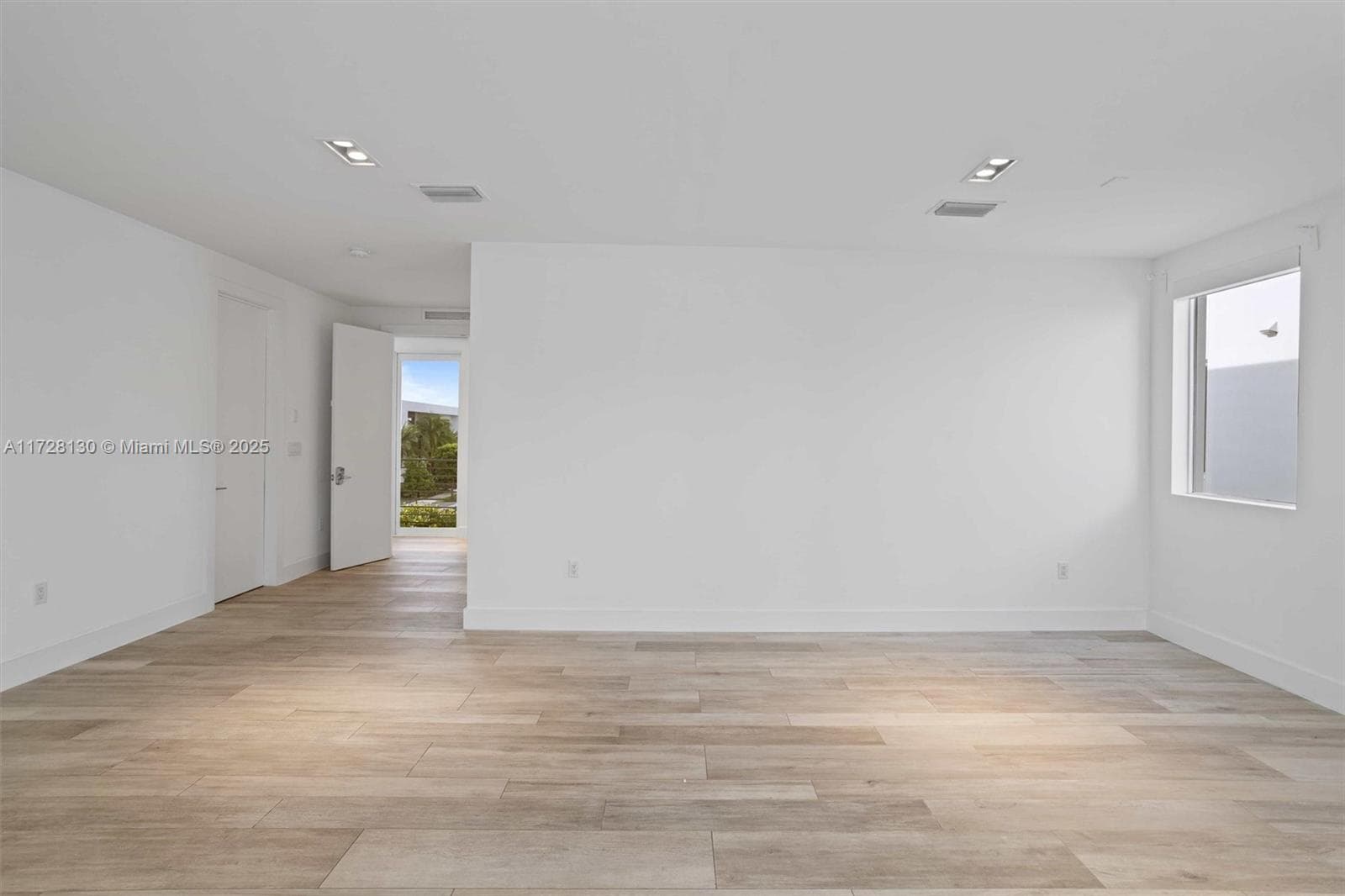 10296 NW 74th Ter, Doral FL 33178 — 18