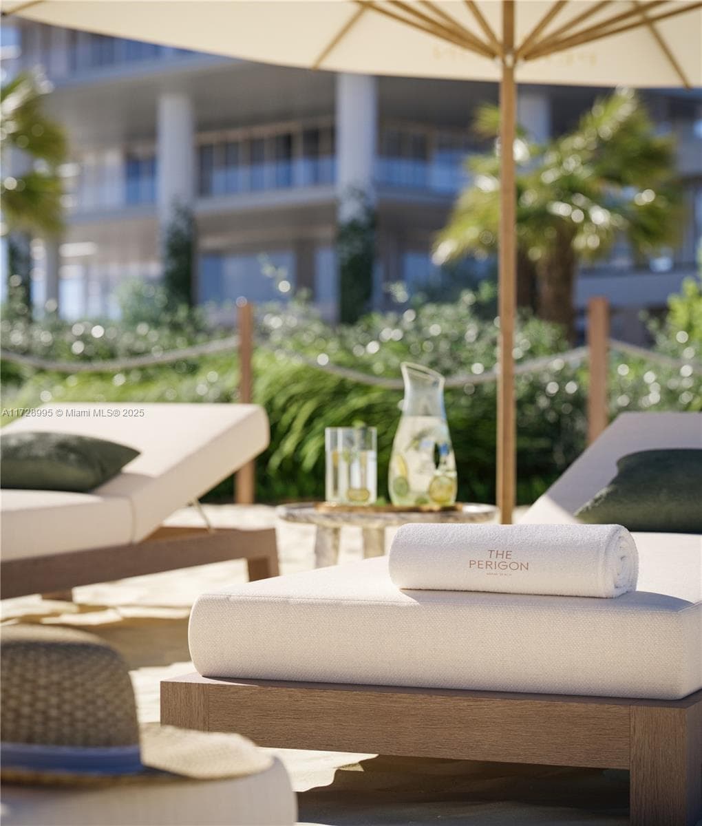 5333 Collins Ave # 1101, Miami Beach FL 33140 — 11
