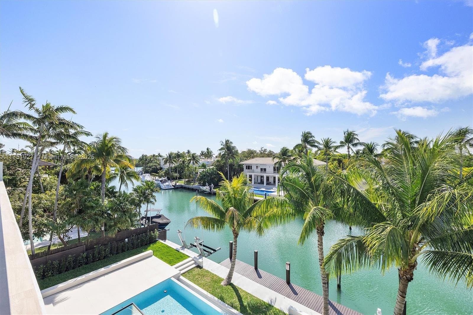 960 Mariner Dr, Key Biscayne FL 33149 — 60