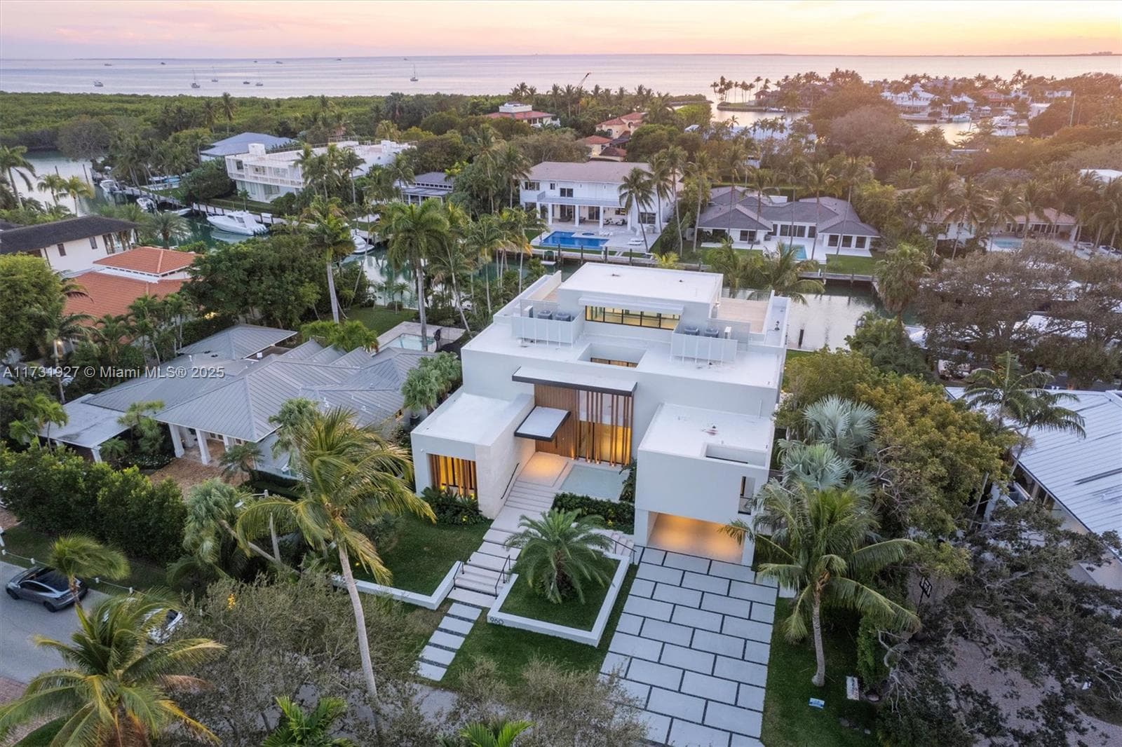 960 Mariner Dr, Key Biscayne FL 33149 — 7