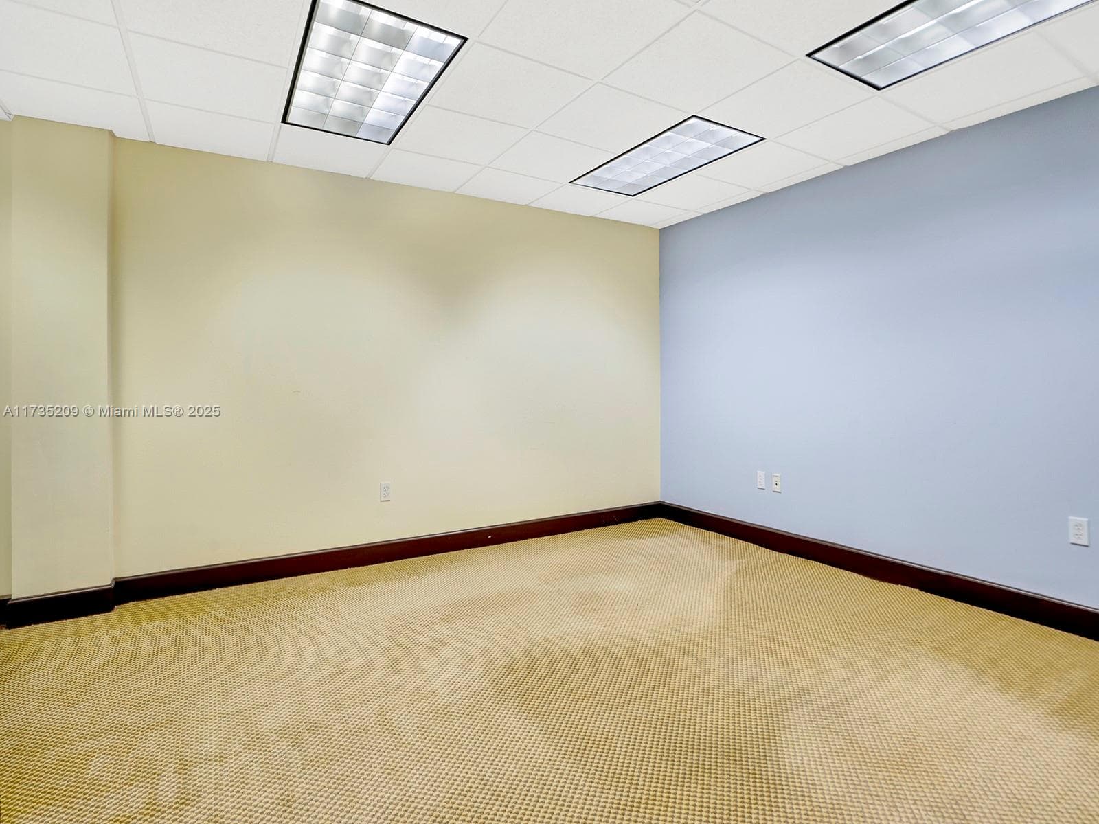 4070 Laguna St, Coral Gables FL 33146 — 28