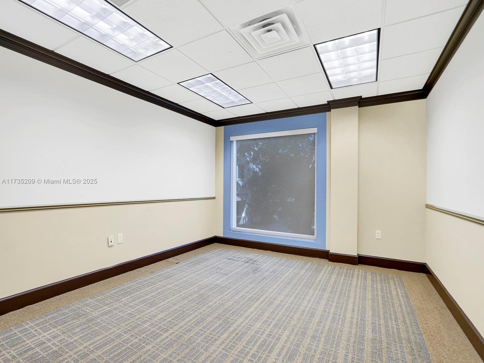 4070 Laguna St, Coral Gables FL 33146 — 19