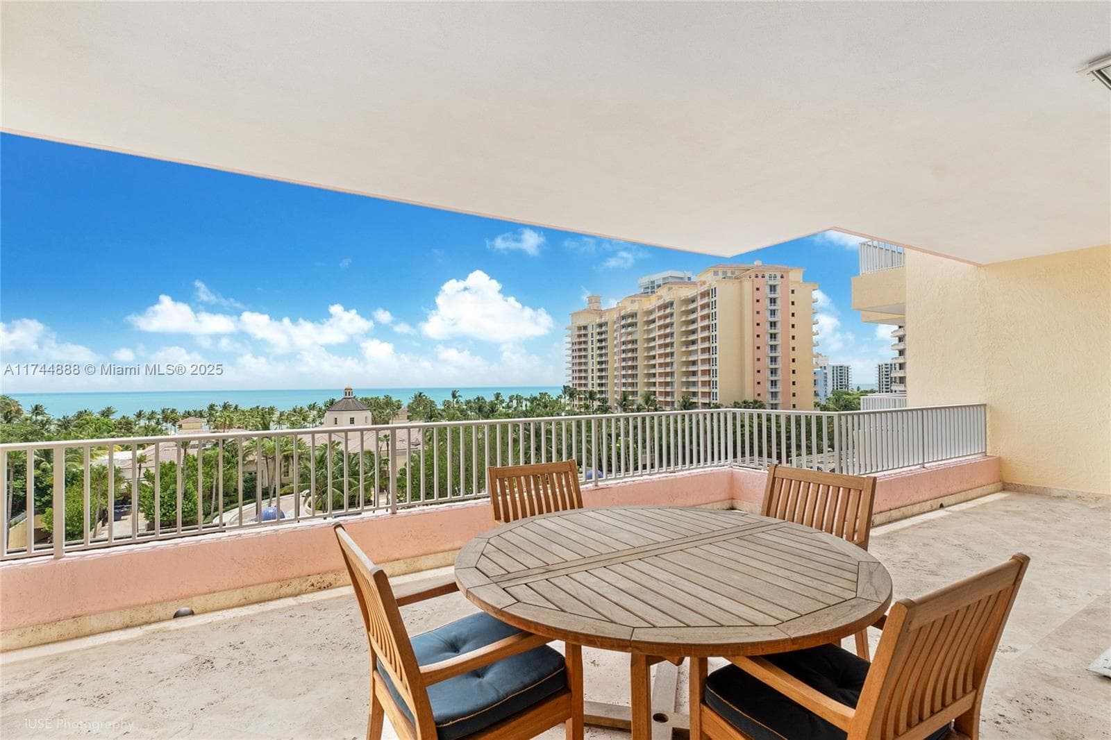 785 Crandon Blvd, Key Biscayne FL 33149 — 1