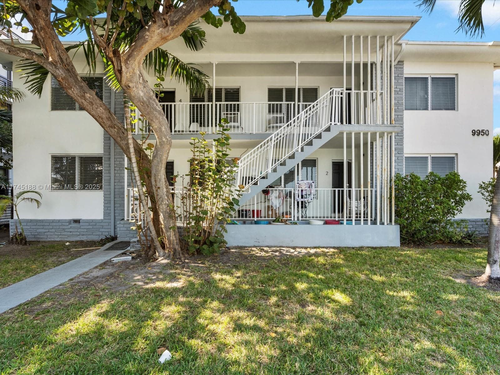 9950 E Bay Harbor Dr, Bay Harbor Islands FL 33154 — 22