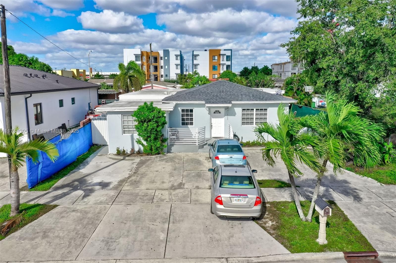 859 E 23rd St, Hialeah FL 33013 — 2
