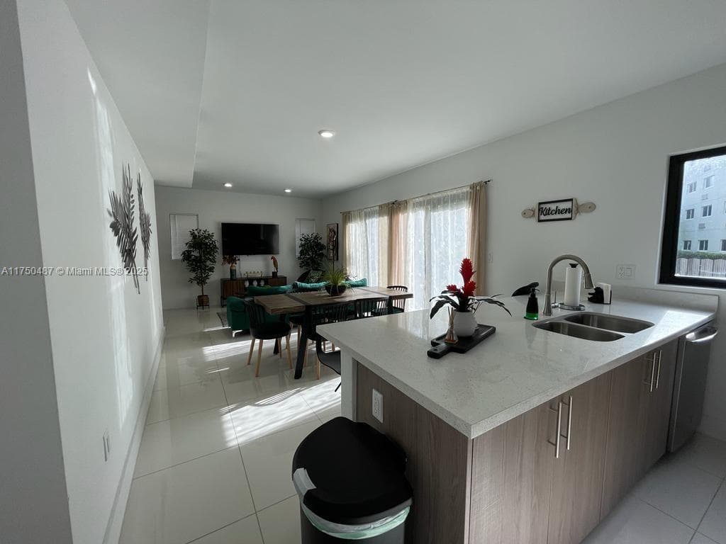 302 NW 11th Ct, Florida City FL 33034 — 13