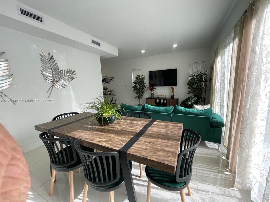 302 NW 11th Ct, Florida City FL 33034 — 11