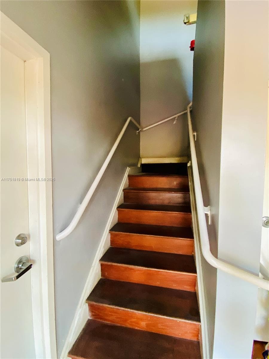 200 Azure Way, Miami Springs FL 33166 — 27