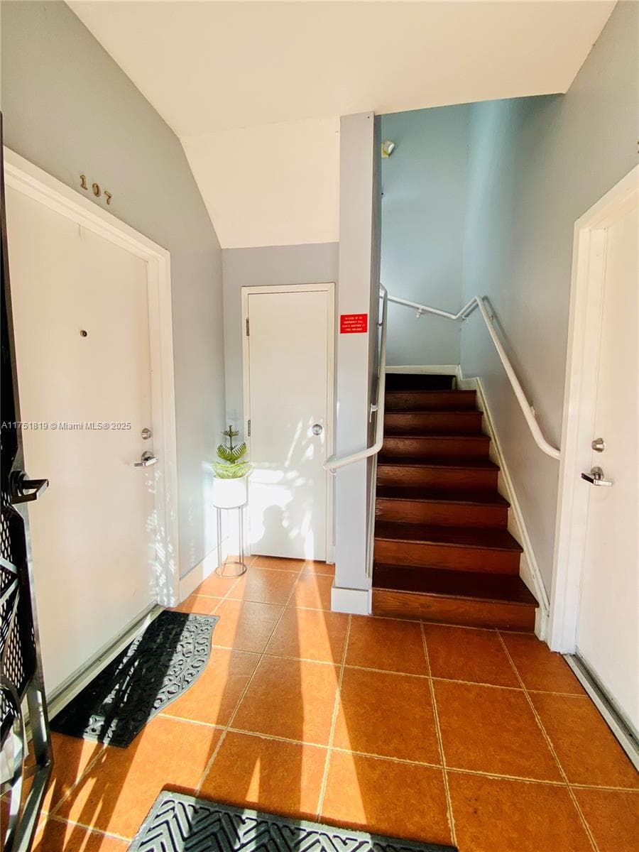 200 Azure Way, Miami Springs FL 33166 — 26