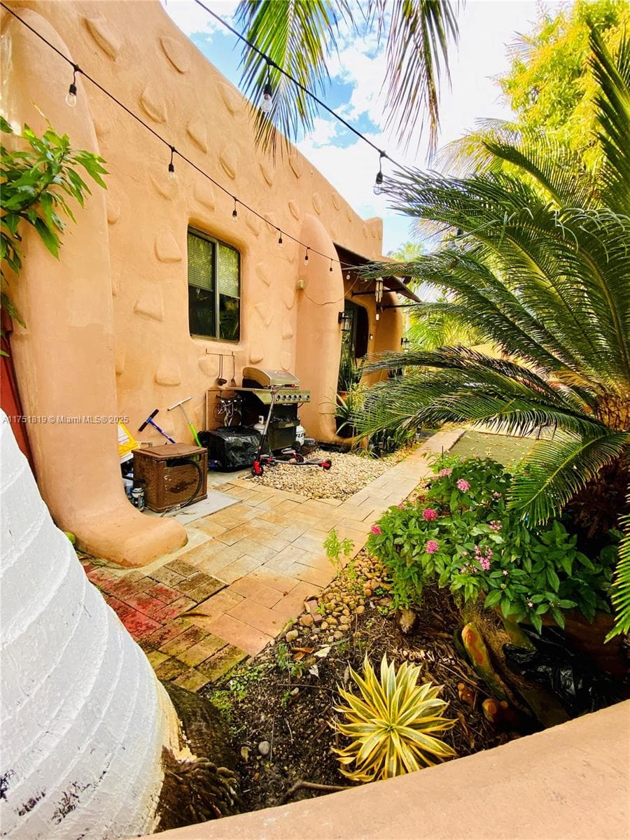 200 Azure Way, Miami Springs FL 33166 — 20