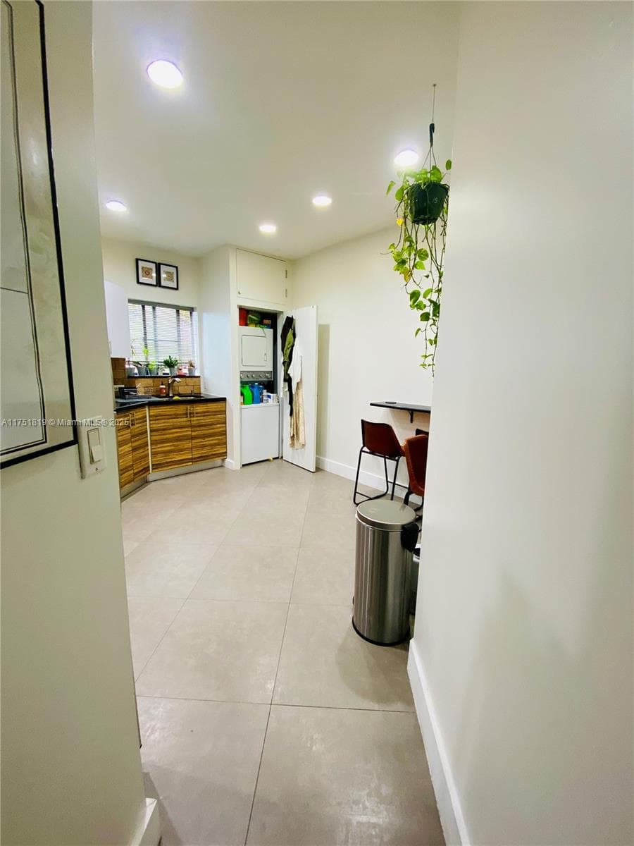 200 Azure Way, Miami Springs FL 33166 — 38