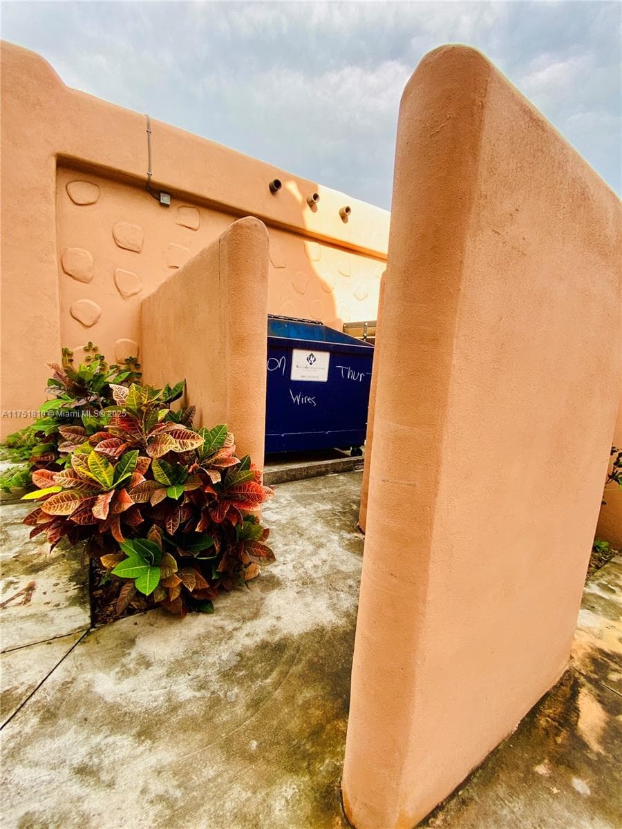 200 Azure Way, Miami Springs FL 33166 — 15
