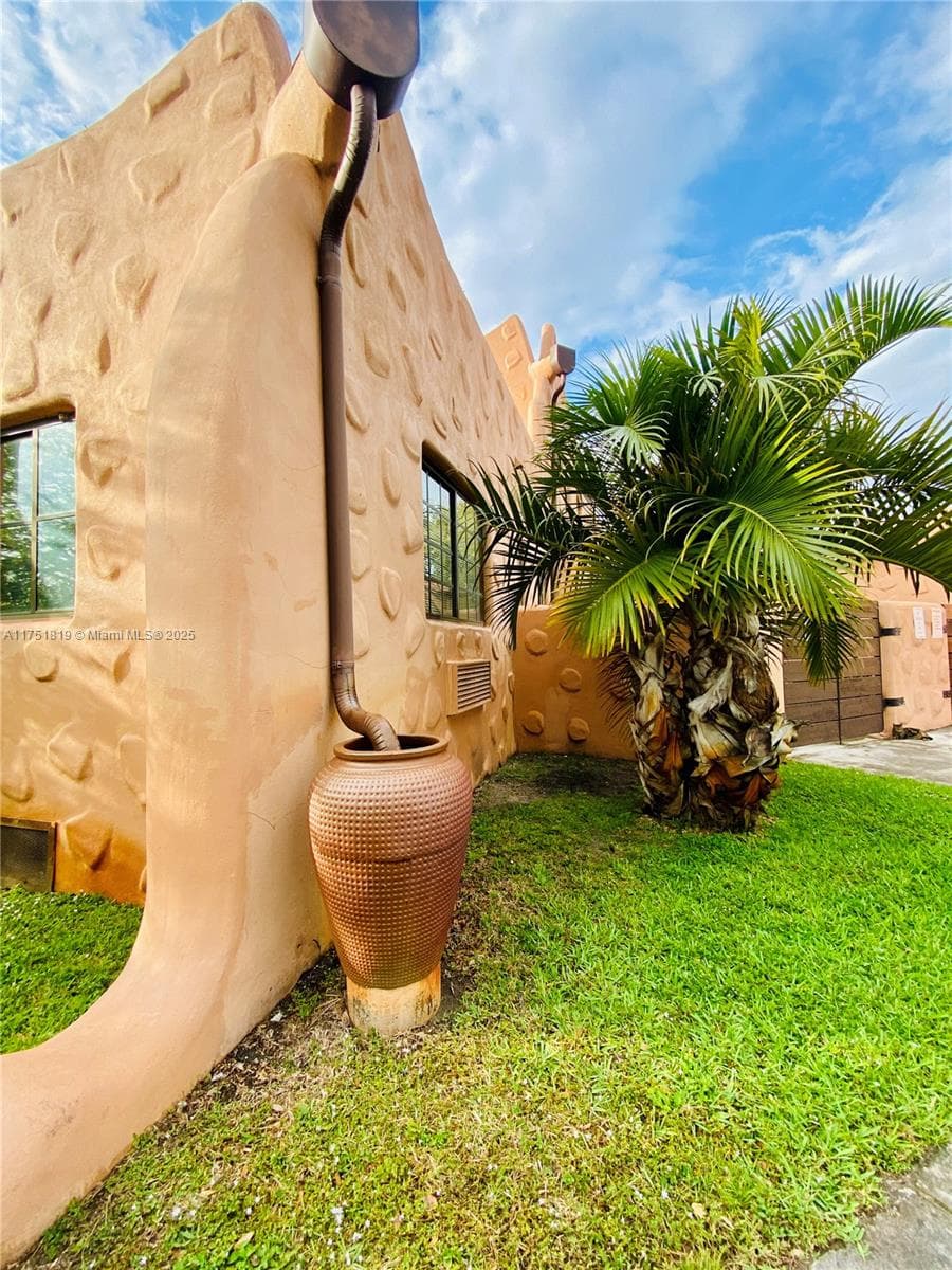 200 Azure Way, Miami Springs FL 33166 — 19